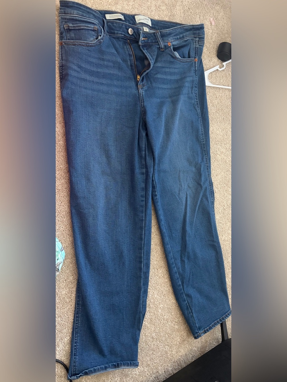Universal Thread Blue Straight Leg Stretch Jeans